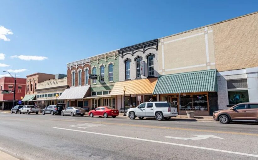 Texoma Area 222-Unit Apartment Complex Site