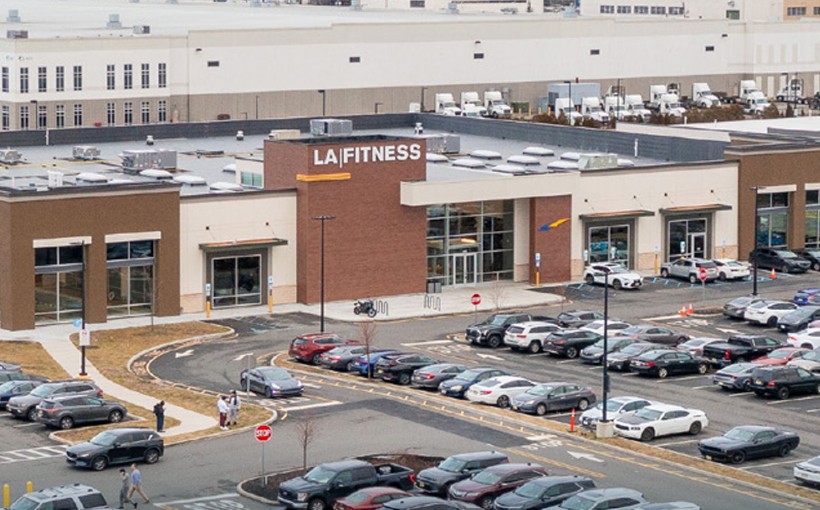 "Linden Shopping Center Welcomes Newly Constructed LA Fitness Facility"