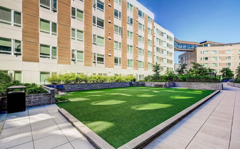 Esterra Park Apartments Near Microsoft Sell for $286M - SEO Friendly