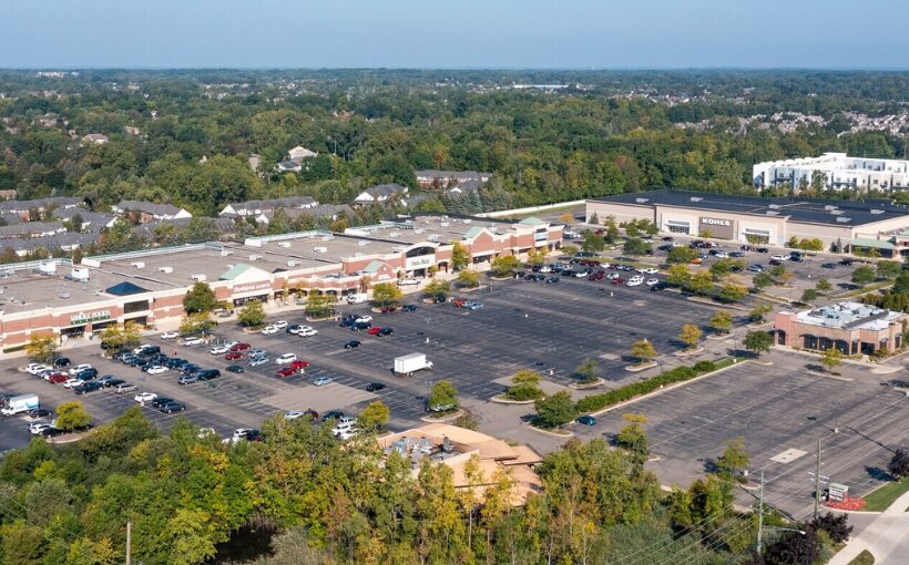 "Detroit Shopping Center Receives $14.5M Funding from Red Oak"