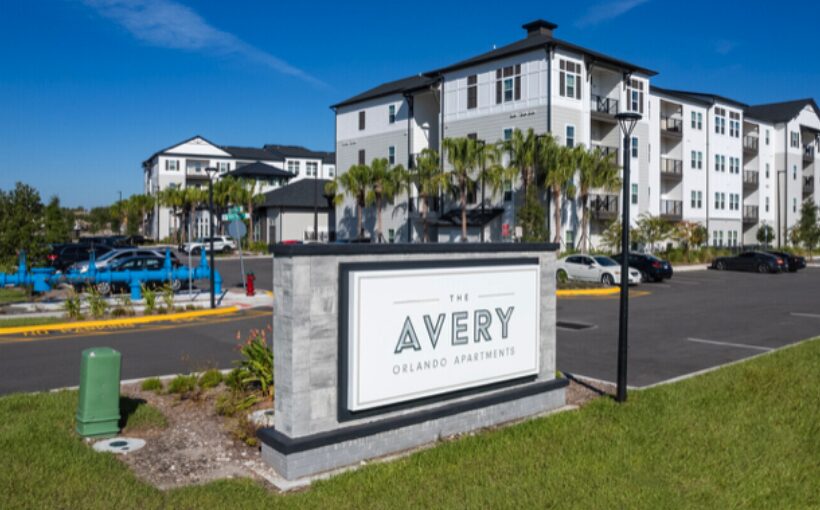 Avanti Acquires 200-Unit Apartment Complex