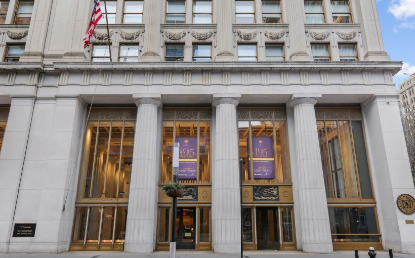 "195 Broadway to Welcome Brooks Brothers' New Global Flagship Store"