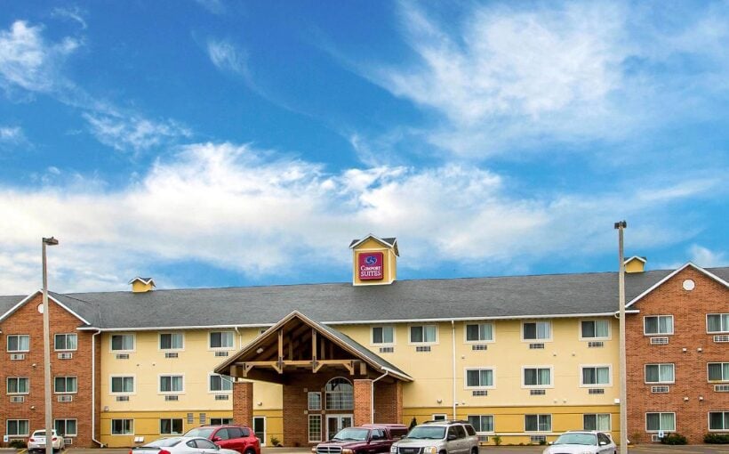 "Comfort Suites in Wisconsin Sold by Marcus & Millichap Brokers"