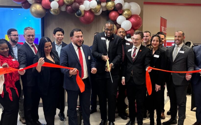 "New Chicago Bank Branch Opens for Wells Fargo"