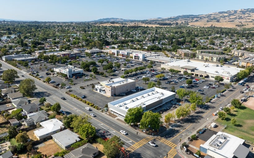 Brixton Capital Acquires Grocery-Anchored Petaluma Center for $67.5 Million