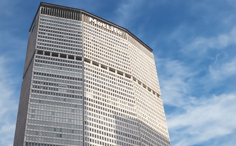 "Securitized Refinancing of MetLife Building for $1.5B: Building Poise and Stability"