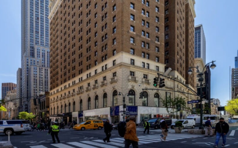 Old Navy Moves to New Location in Manhattan’s Biggest Retail Lease of the Year