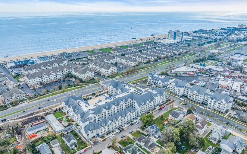 Walker & Dunlop Secures Financing for Oceanfront Apartments in New Jersey