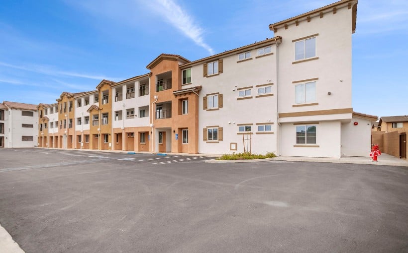 JLL Facilitates Financing for Fontana Apartment Portfolio Acquisition