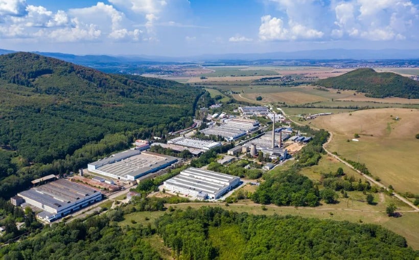 Guidance on Nearshoring Offered by Discovery CRE