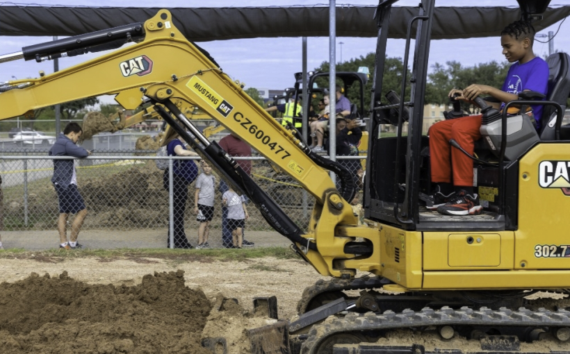 Dude Perfect Considers Role in Grapevine Theme Park Plans