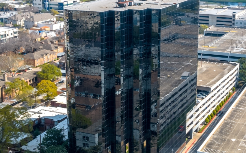 DML Capital Completes Acquisition of Houston High-Rise