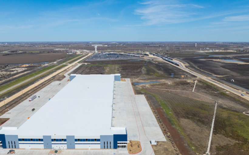 Manulife Acquires Tesla-Leased Warehouse in Taylor