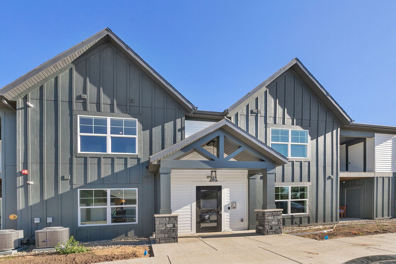 Walker & Dunlop Arranges $25 Million Loan to Refinance Michigan Apartments