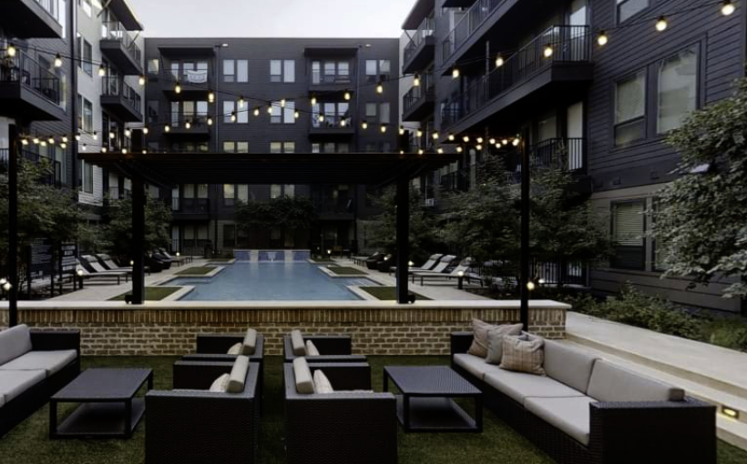 Stockdale Acquires 297-Unit Multifamily Property Near Farmers Market