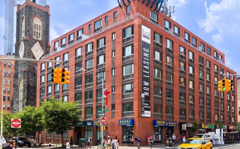 JLL Facilitates Recapitalization of Two Bridges High-End Multifamily Property