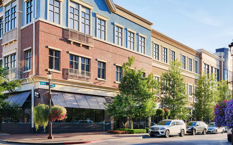 Newmark Facilitates $100M Sale and Secures $62M Financing for Suburban Kansas City Multifamily Property