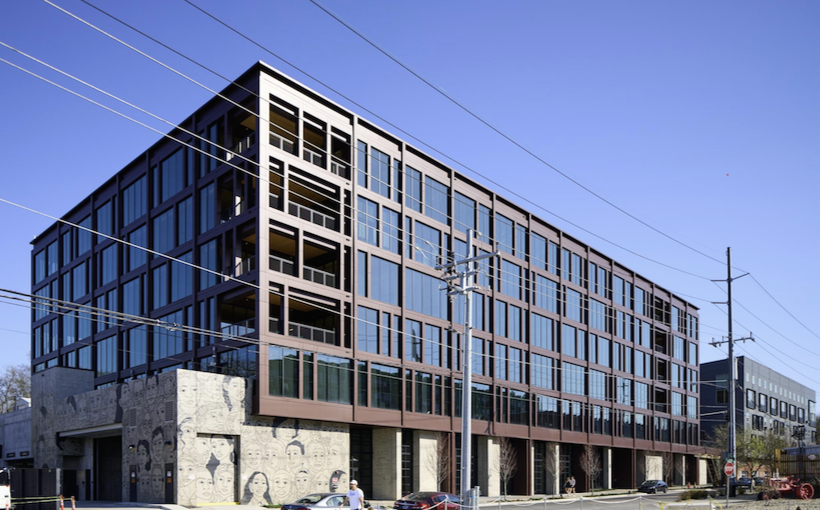 Hines and Peakline Secure $63.5 Million Refinancing for Nashville Office Building