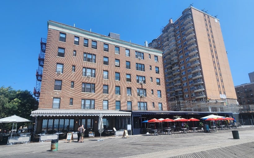 Arrow Secures $15M Loan Backed by Three Office and Retail Properties in South Brooklyn