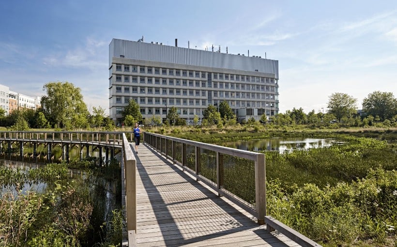 GlaxoSmithKline Assumes Full Control of Cambridge Facility