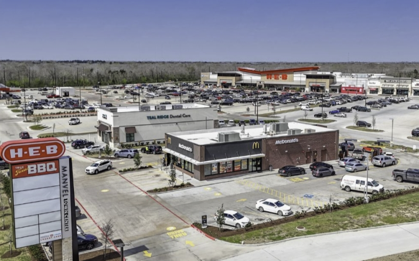 BCS Constructs New Retail Center in Manvel