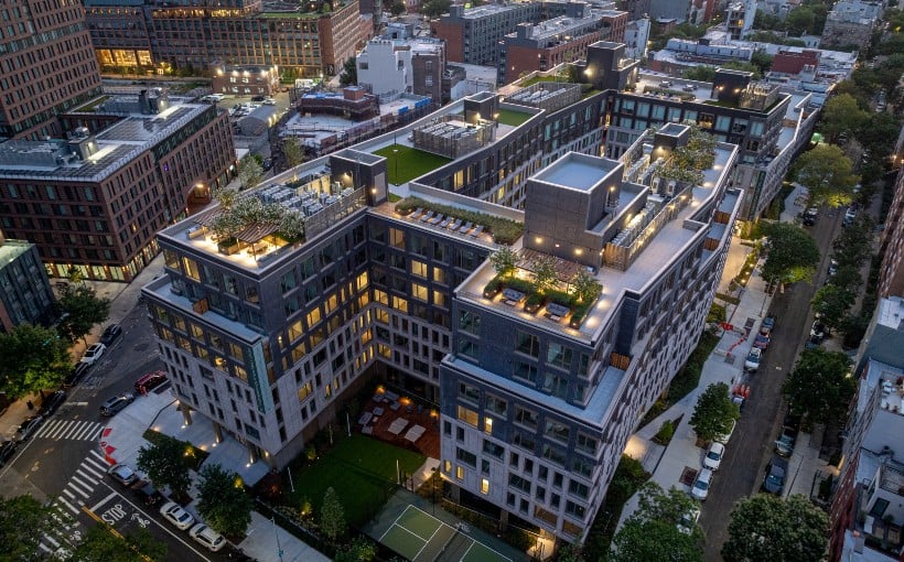 Walker & Dunlop Secures $285 Million Refinancing for Greenpoint Apartments