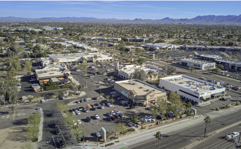 Paradise Valley Shopping Center Changes Ownership