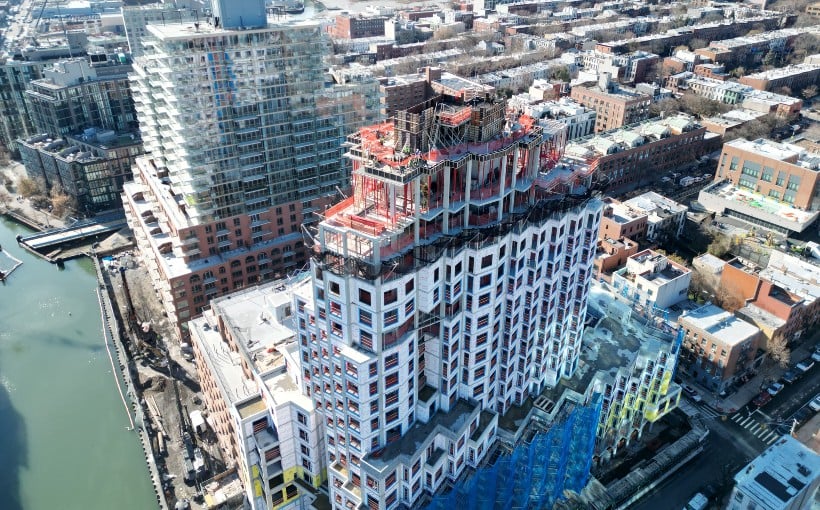 Global Holdings Completes Structural Work on First Anagram Tower Beyond Manhattan
