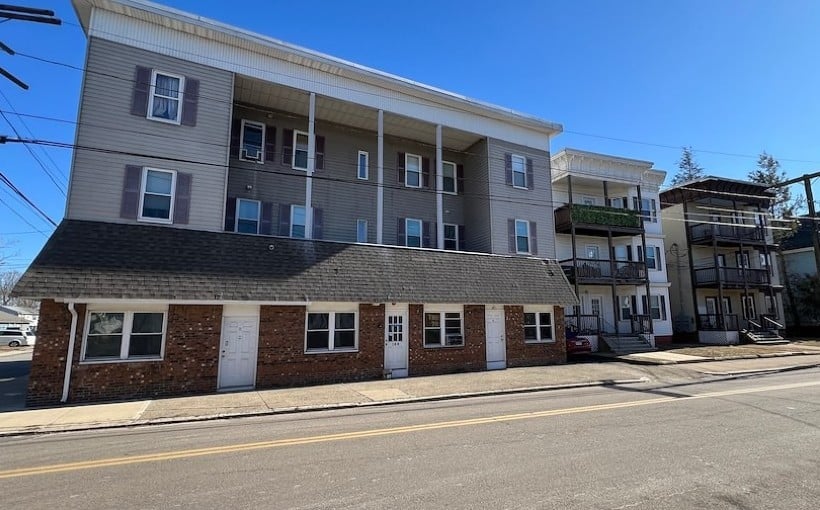 Marcus & Millichap Closes Sale of Apartments Near MBTA Station