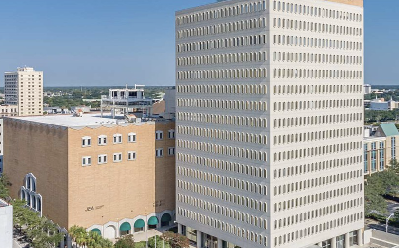 19-Story Jacksonville Office Tower Trades for $1 Million