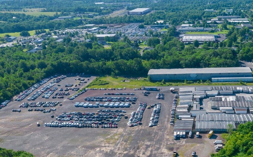 Brookfield Fund Set to Acquire IOS REIT Peakstone in $1.2 Billion Transaction