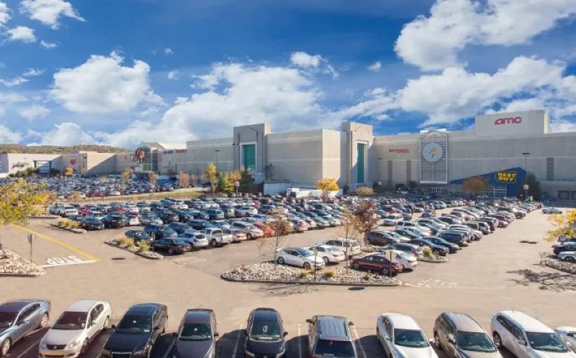 Black Diamond Purchases Palisades Center Mall in Foreclosure Auction