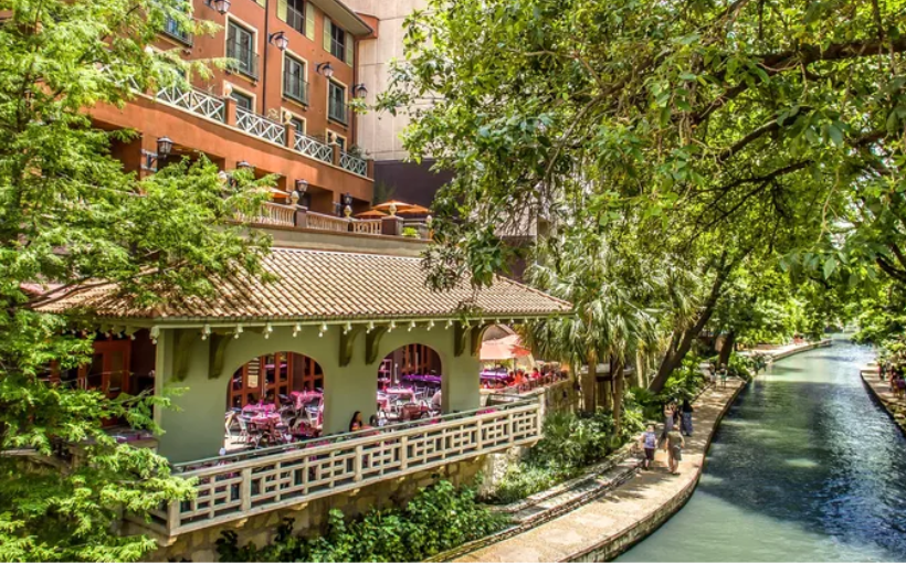 Thompson River Walk Hotel Set for Auction