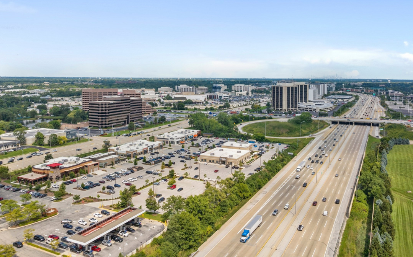 JLL Arranges Sale of Illinois Retail Strip Center for $44M
