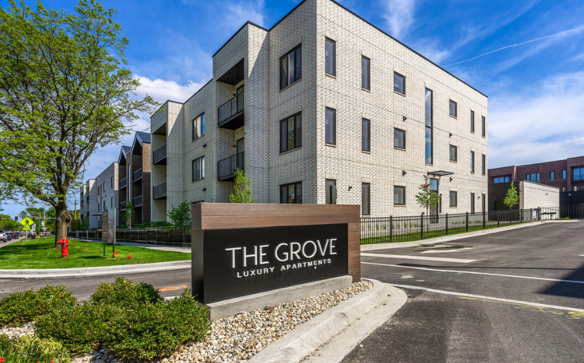 Arrow Real Estate Advisors Arranges $53M Refinance for Illinois MF