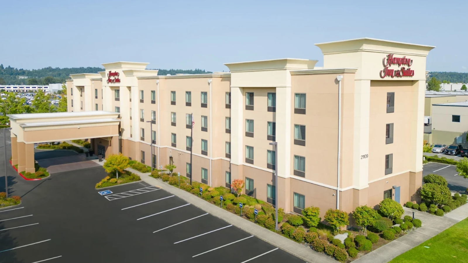 Gantry Secures $14M Refinance for Puget Sound Hotel