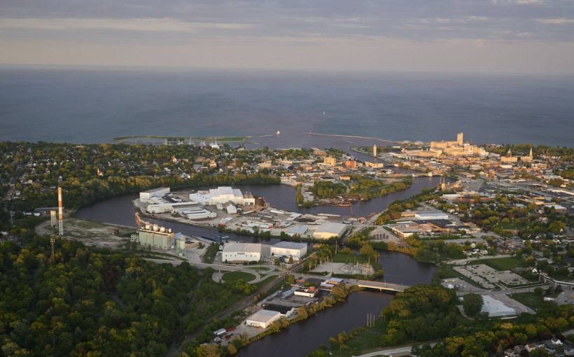 Marcus & Millichap Arranges $12M Sale of Wisconsin Townhomes