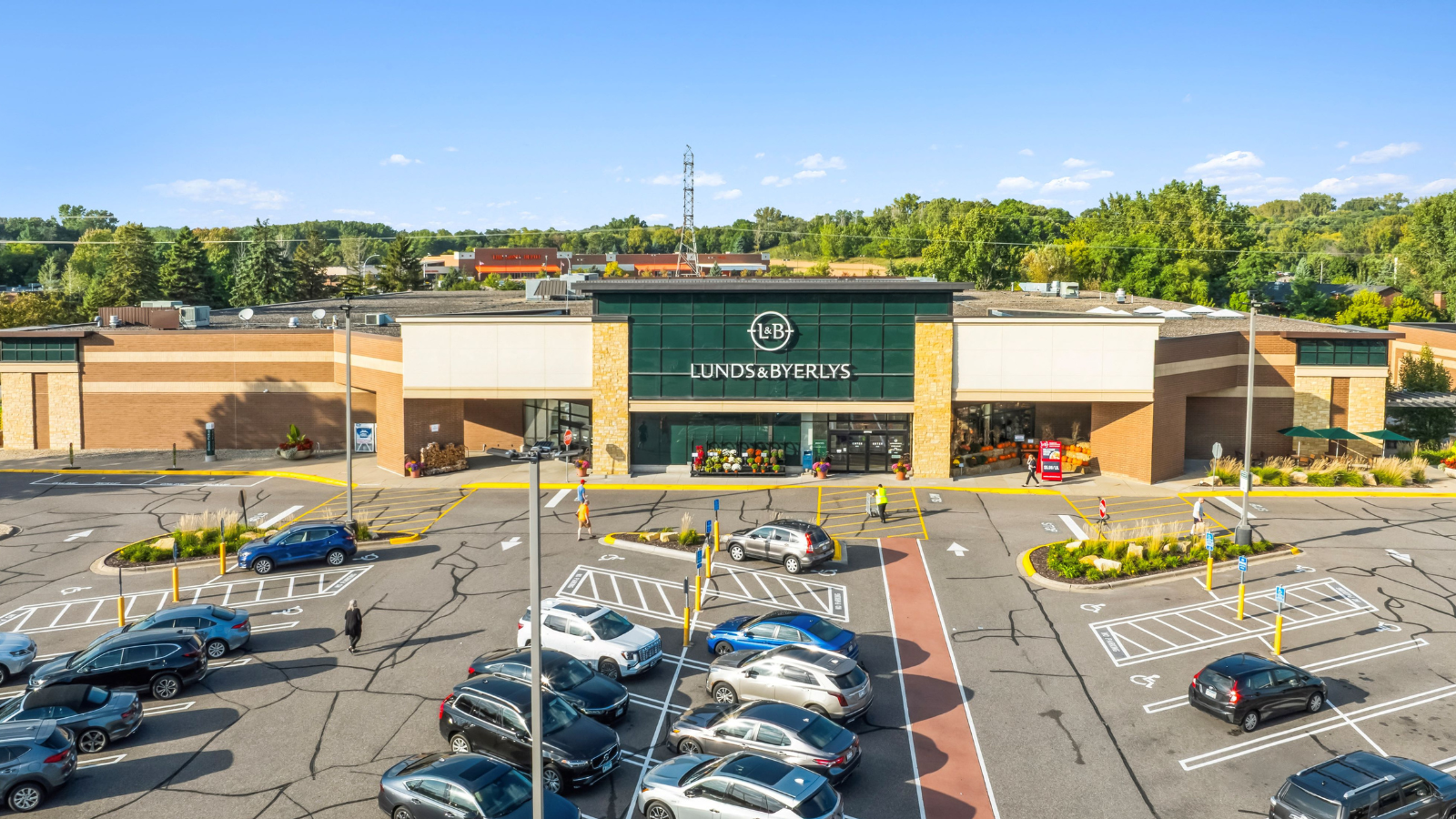 Cushman & Wakefield Brokers $28M Sale of Minnesota Retail Center
