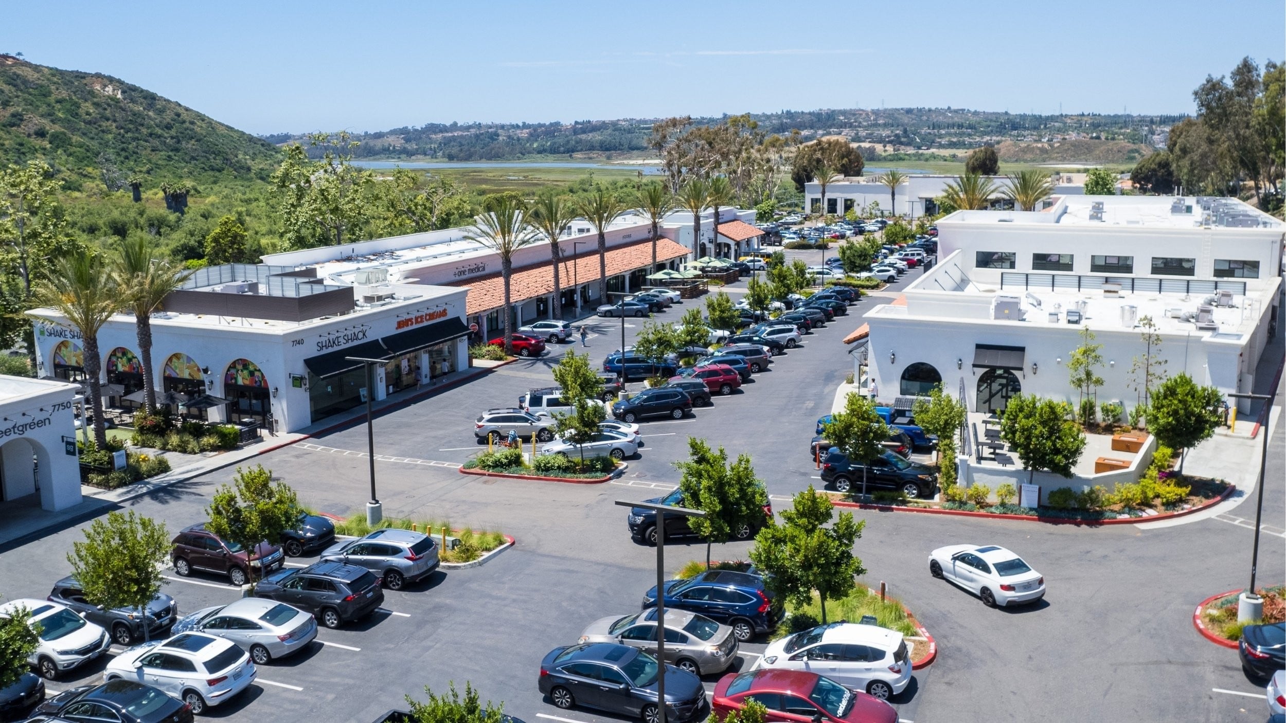 Carlsbad Lifestyle Center Fetches $91M in Sale to 11North