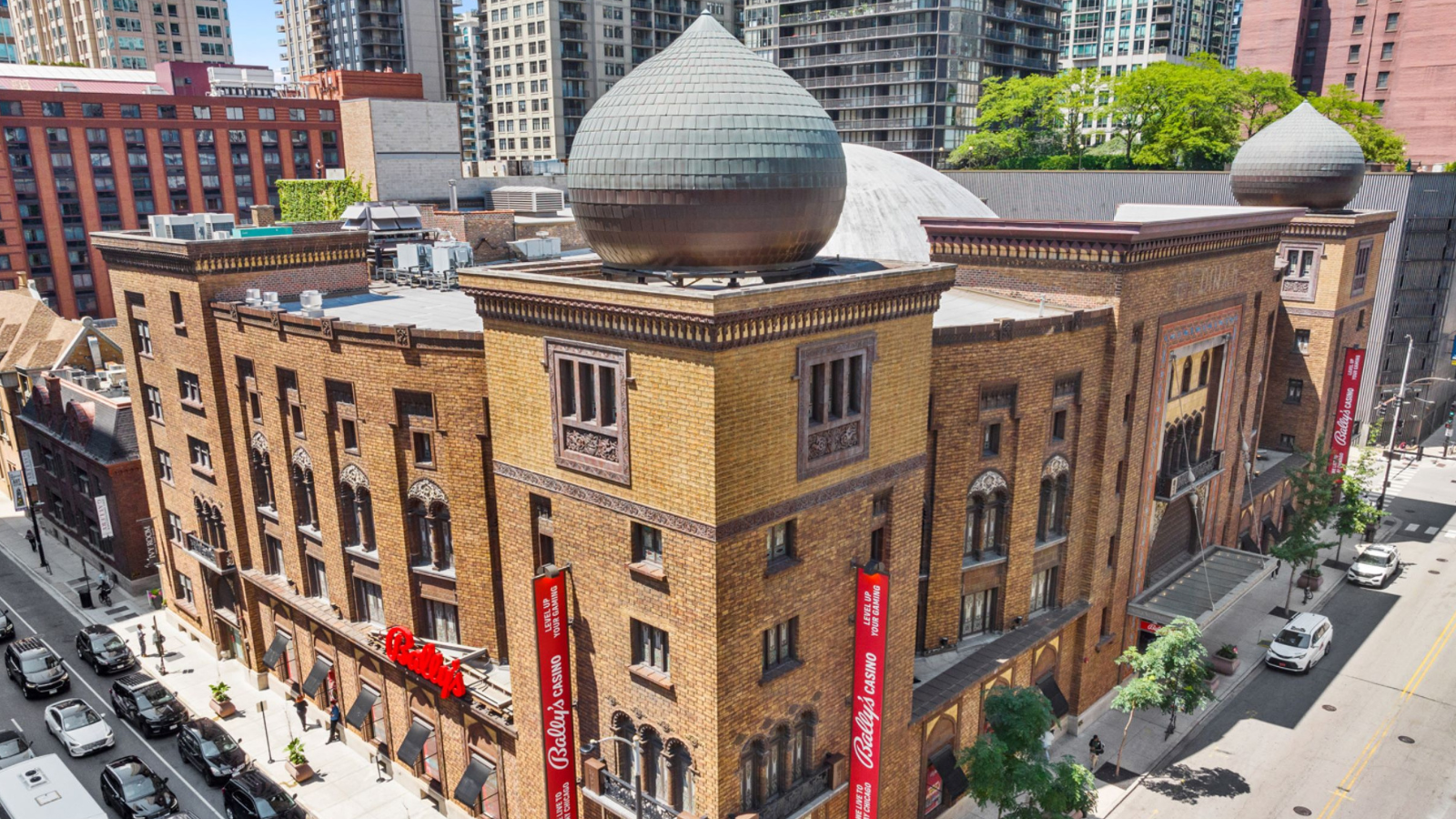 Friedman Properties Taps Savills to Lead Leasing for Chicago’s Historic Medinah Temple