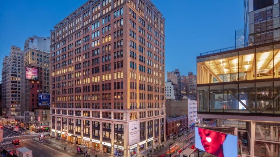 Architecture, Engineering Firm HDR Leases 75K SF with Feil Organization