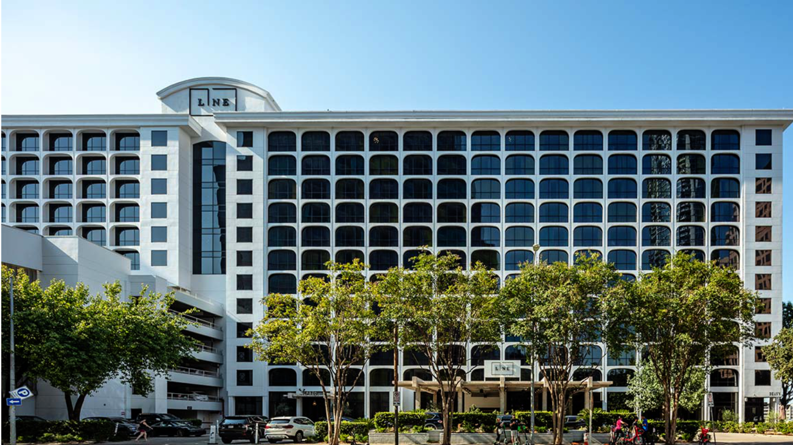 428-Room Austin Hotel Hits the Auction Block