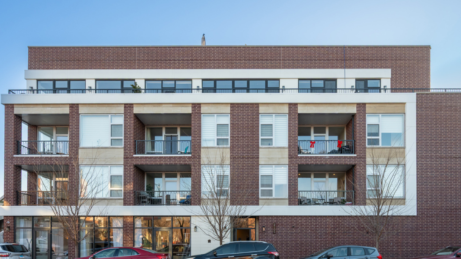Interra Realty Brokers Sale of Bucktown Mixed-Use Property