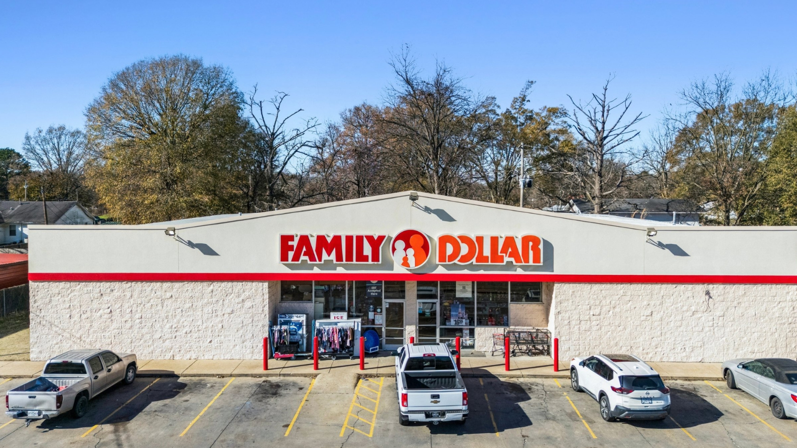 Family Dollar Completes $75M Sale-Leaseback Across 19-State Portfolio