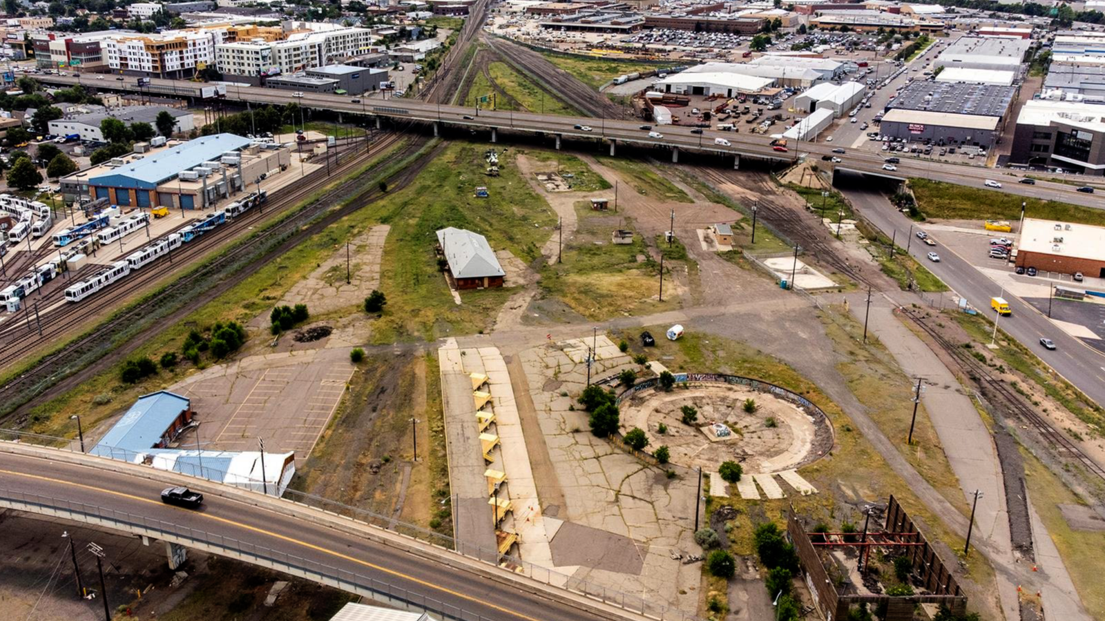 Denver Broncos Close on New Stadium Site