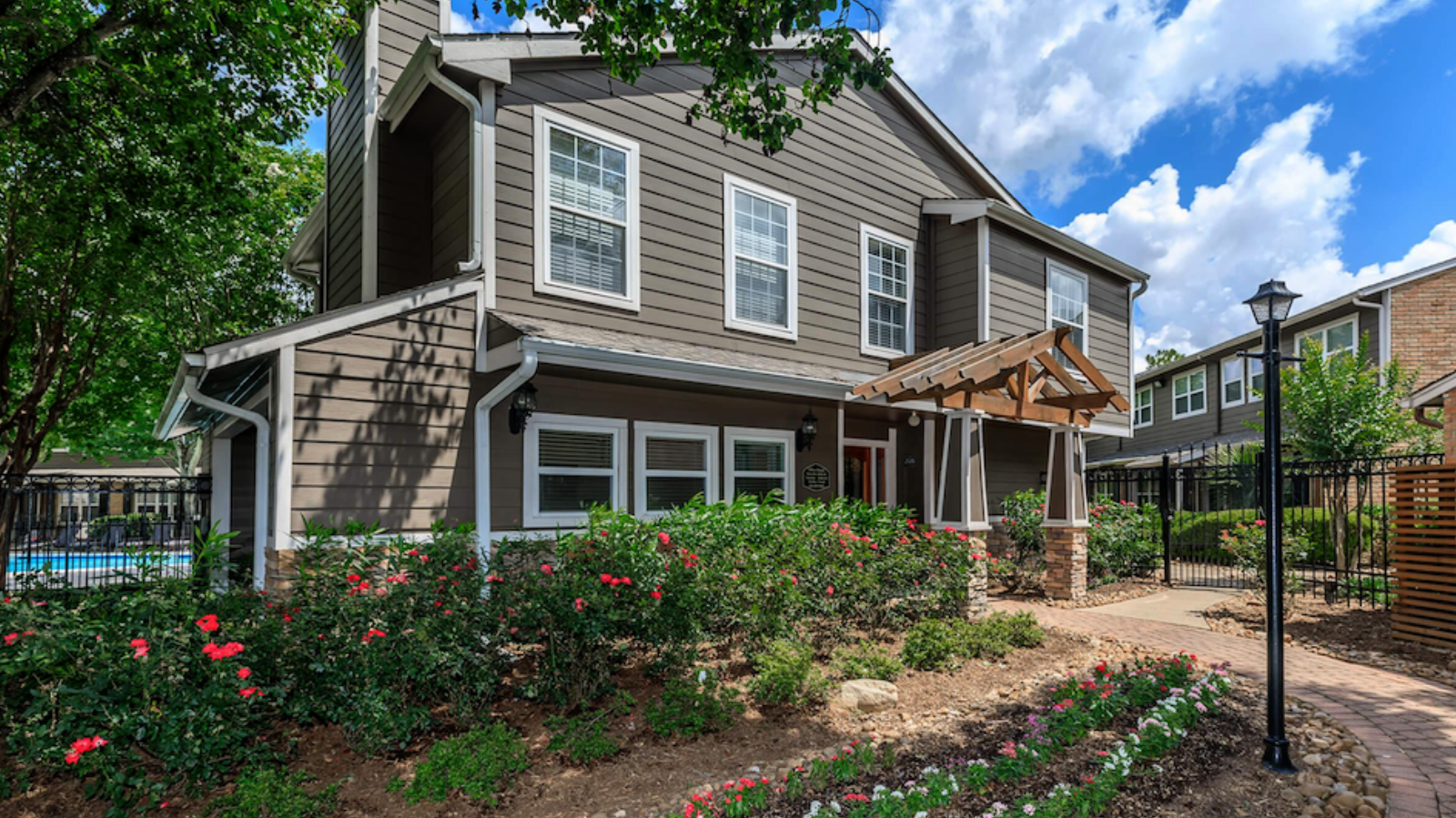 Interurban Offloads 180-Unit Houston Rental Community