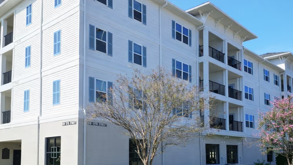 Hackberry Lane Adds 400 Beds in Florida, Arkansas University Markets