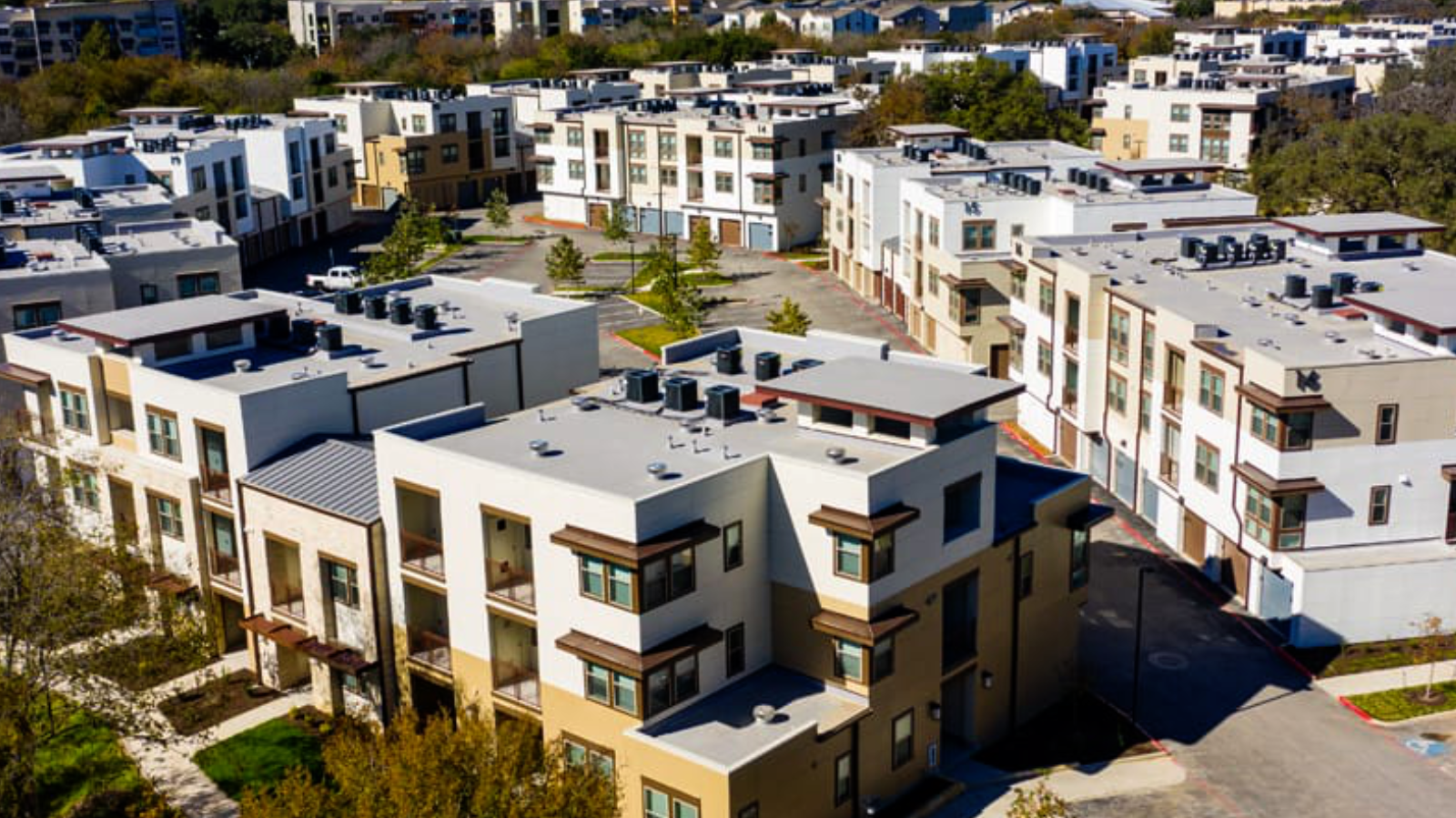 Rosewood Delivers Final Phase of 956-Unit San Antonio Apartment Community