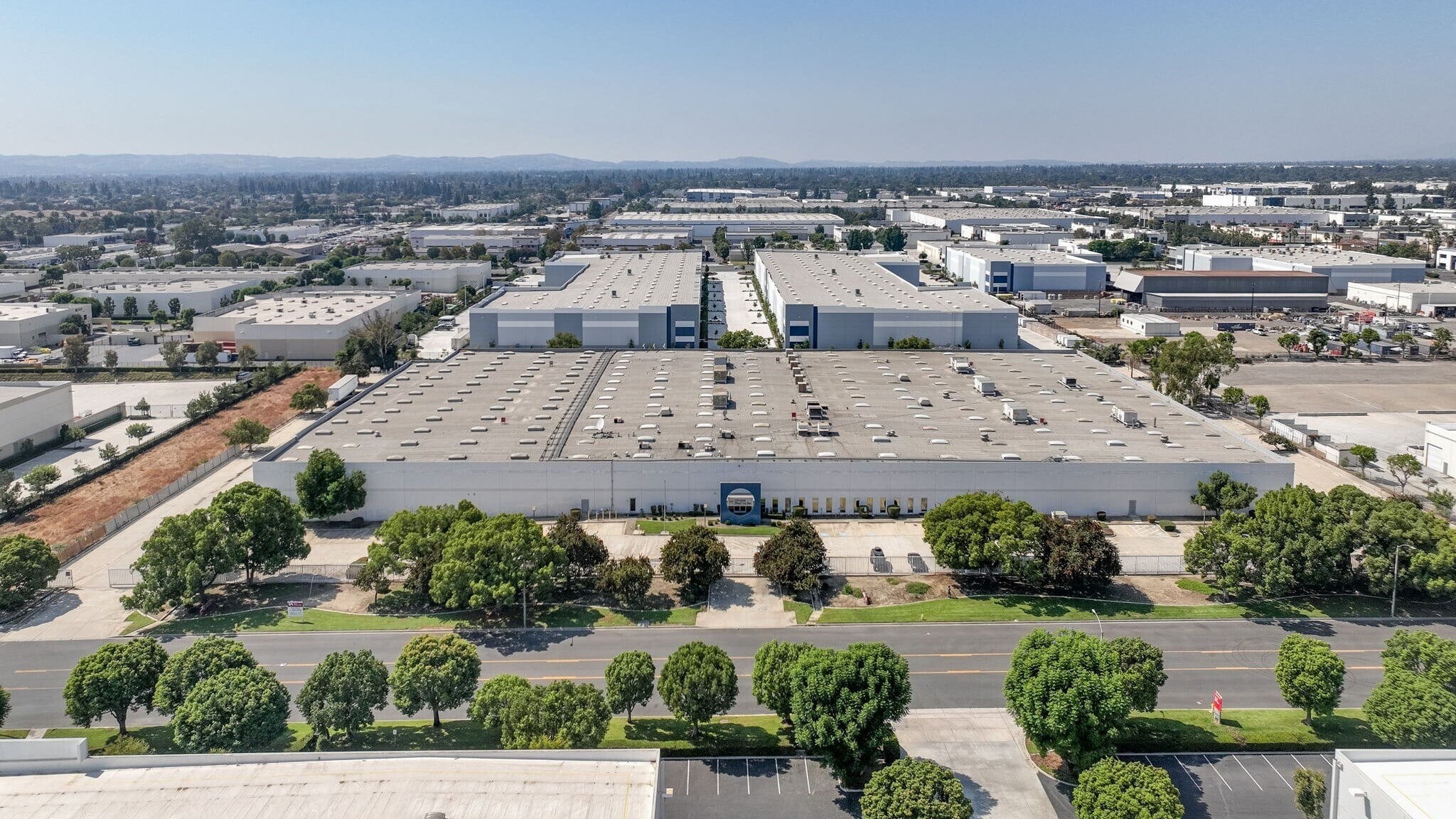 Pet Food Manufacturer Signs 163K-SF Lease in Ontario