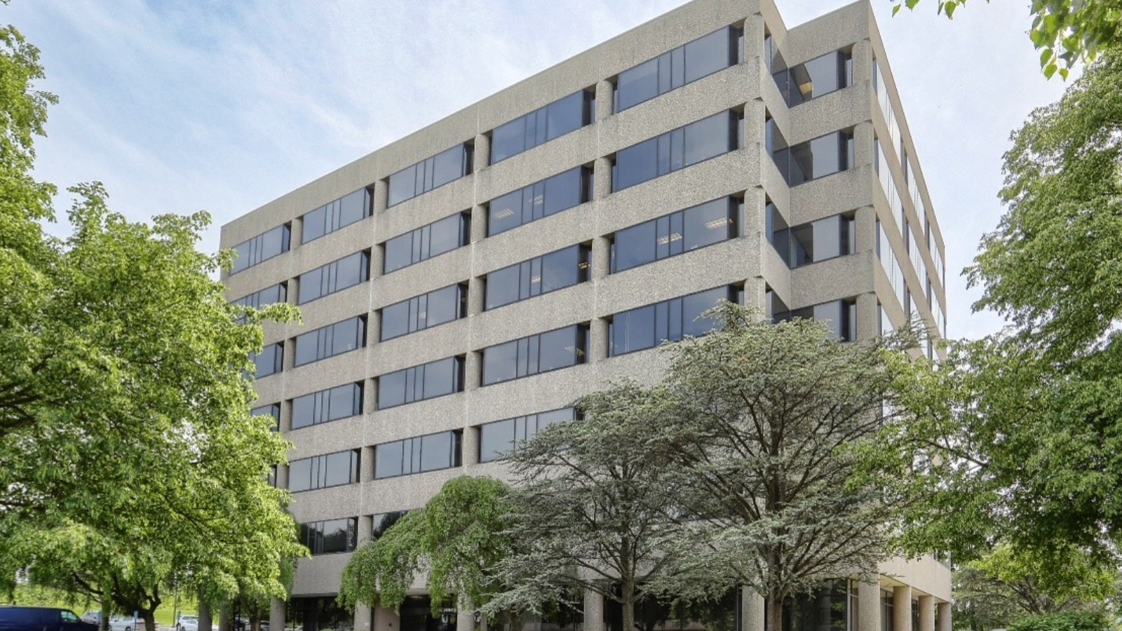 Linlo Properties Acquires West Shore Office Center in Pennsylvania